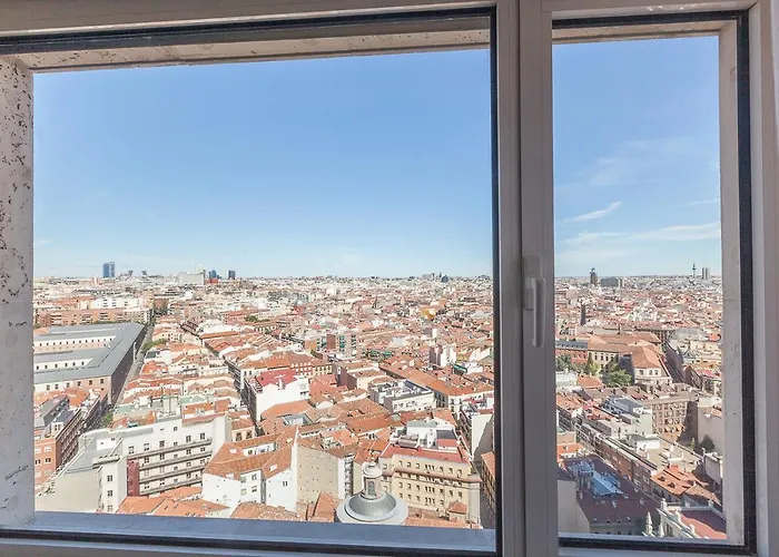 Homeclub Exclusive Flat At Madrid Tower